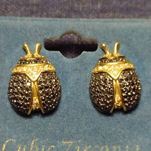 LADY BUGS BLACK STUDS Rhinestones  EARRINGS Gold color